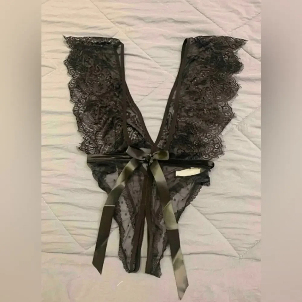 JS Boutique sexy lace